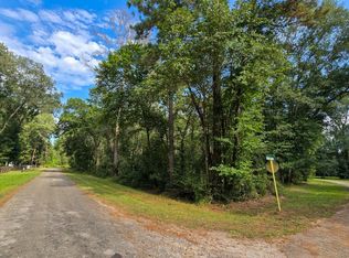 1 Cherry Laurel Ln, New Caney, TX 77357