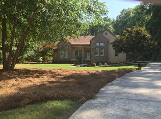 100 Wisteria Dr, Oxford, GA 30054