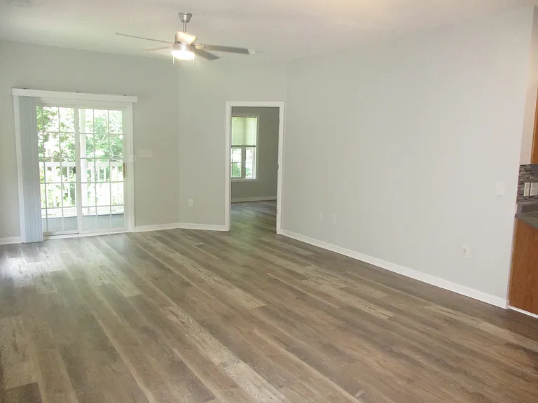 100 Lazy Willow Ln #201 — Photo 5