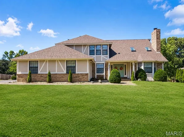440 Meramec Way, Saint Charles, MO 63303