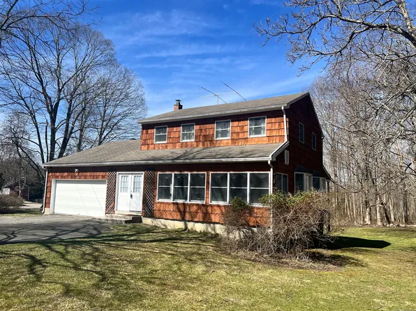 23 Dodgingtown Road, Bethel, CT 06801