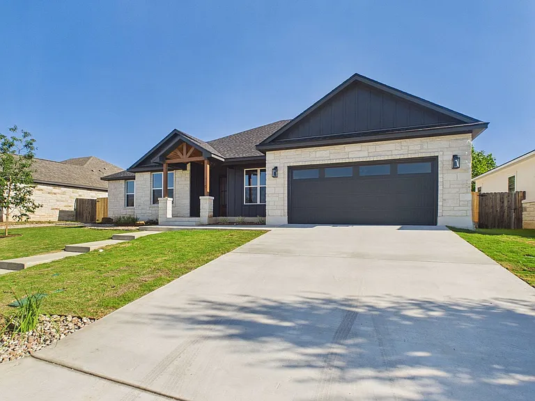 110 Parlin Ln — Photo 4