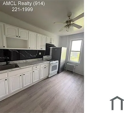 3 bed, $3,300 — Photo 2