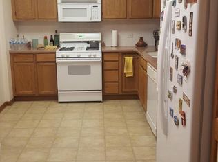 5340 N Lowell Ave APT 205, Chicago, IL 60630