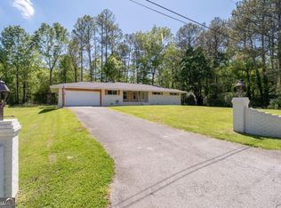 208 Woodland Cir, Calhoun, GA 30701