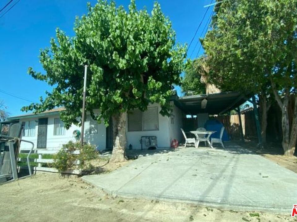2nd image of 707 Harrison St