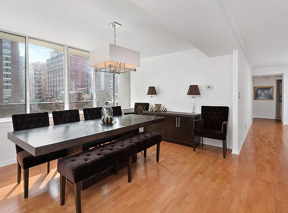5th image of 1 E Schiller St APT 7D