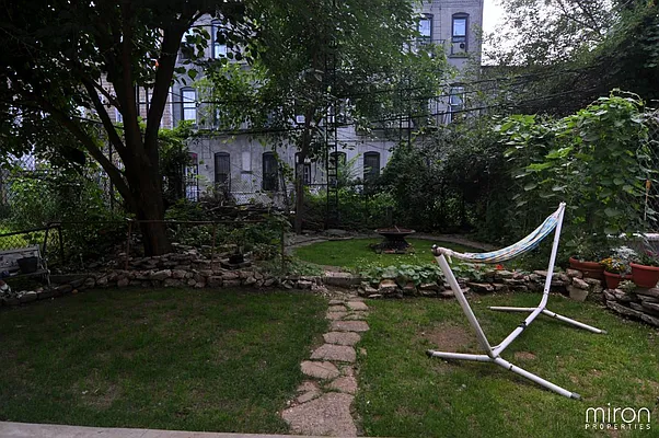 Rented by Miron Properties | media 9