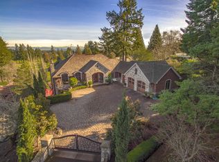 14390 Uplands Dr, Lake Oswego, OR