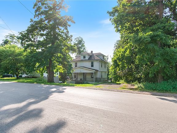 2nd image of 4351 Ridge Rd