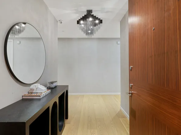 1 West End Avenue image 7 of 16