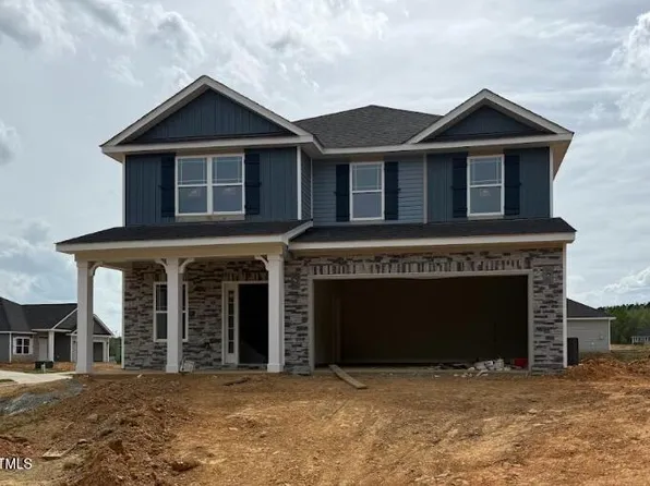 128 High Hampton Way, Fuquay Varina, NC 27526