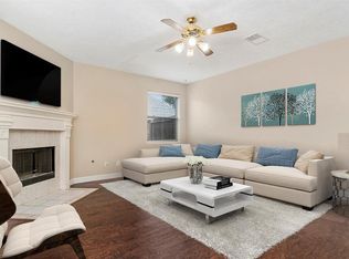 2318 W Van Trease Dr, Deer Park, TX 77536