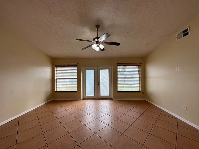 857 Blanc Ct — Photo 7