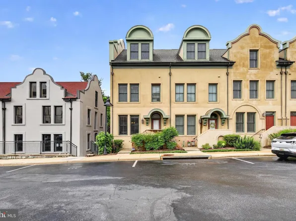 2711 Cassedy St, Silver Spring, MD 20910