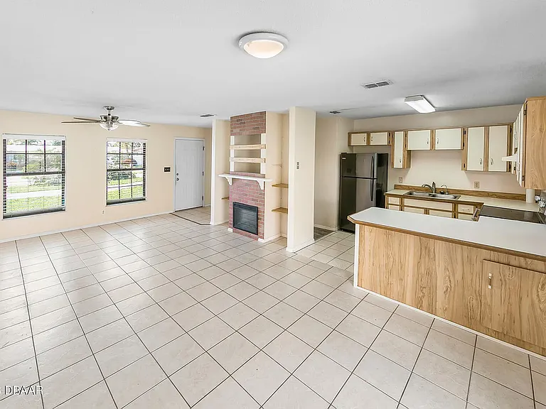 3855 Cardinal Blvd — Photo 12