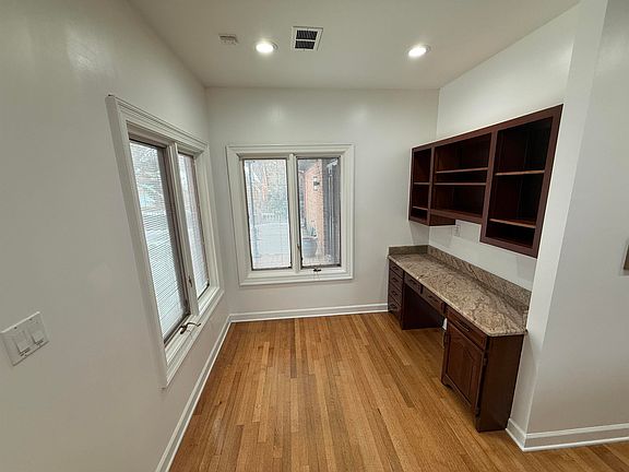 5th image of 765 Sweetbrier Rd