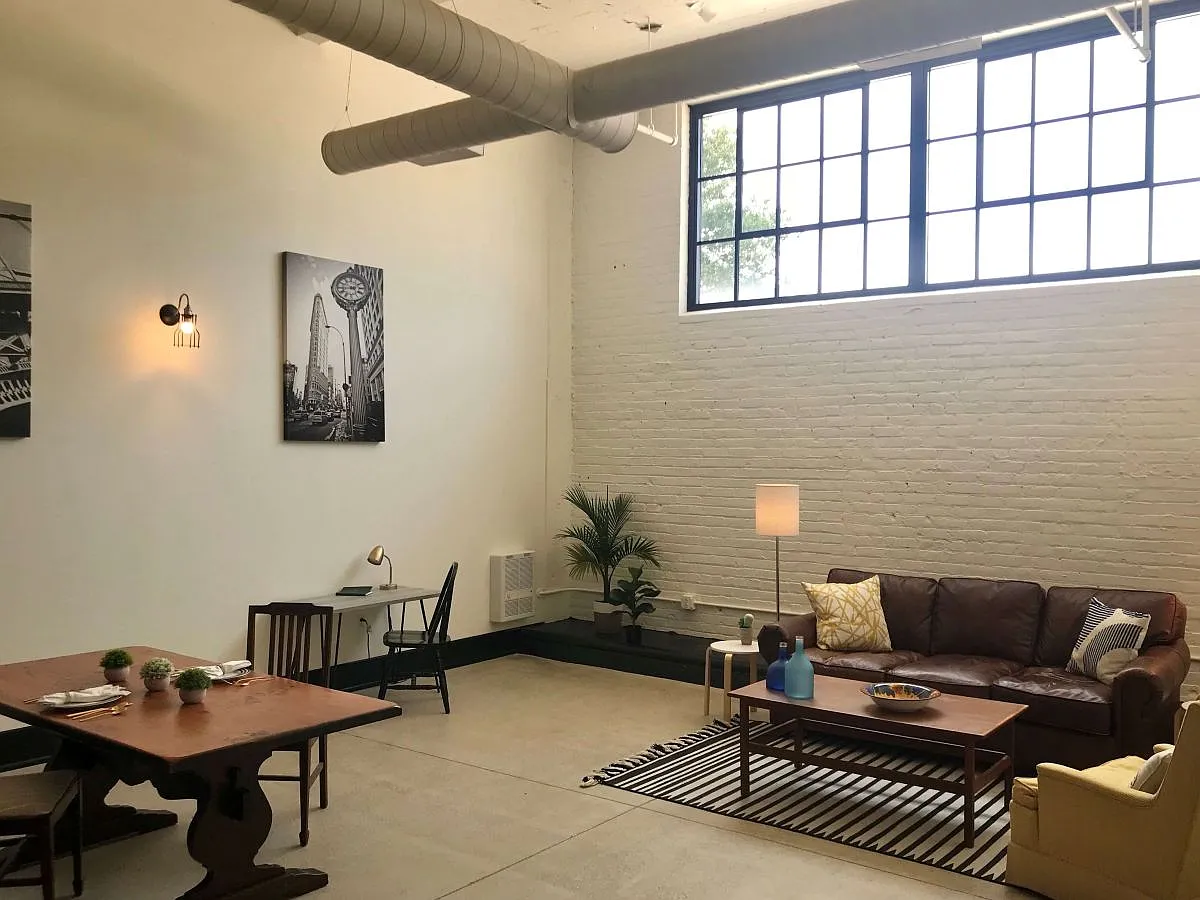 BVQ Lofts — Photo 4