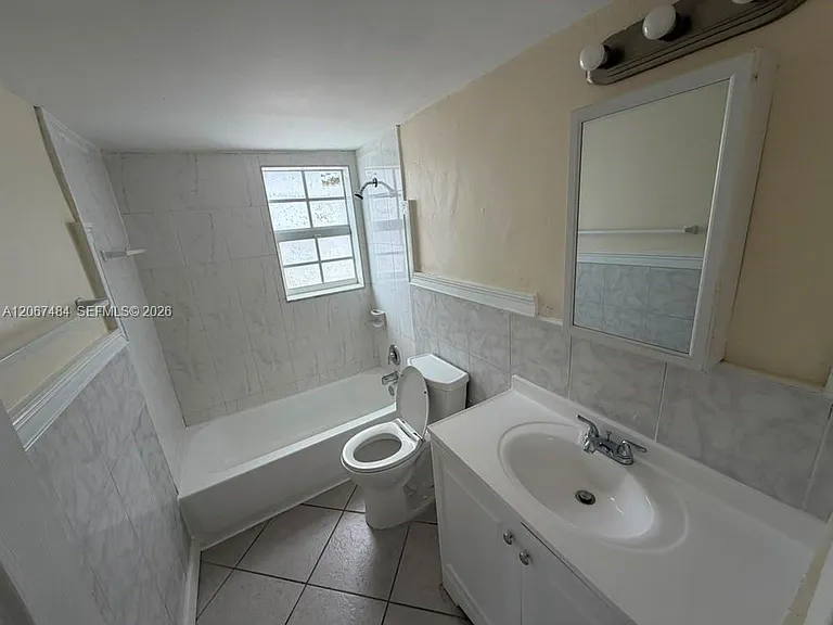 2201 NW 64th Ave #5 — Photo 6