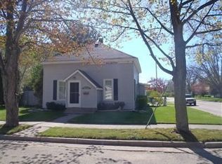 609 New William St, Ludington, MI 49431