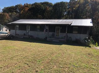 133A Leach Ln, Clinton, TN 37716