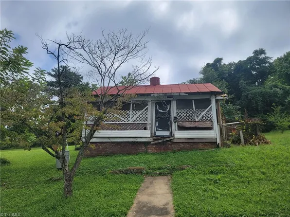 1411 N Cameron Ave, Winston Salem, NC 27105