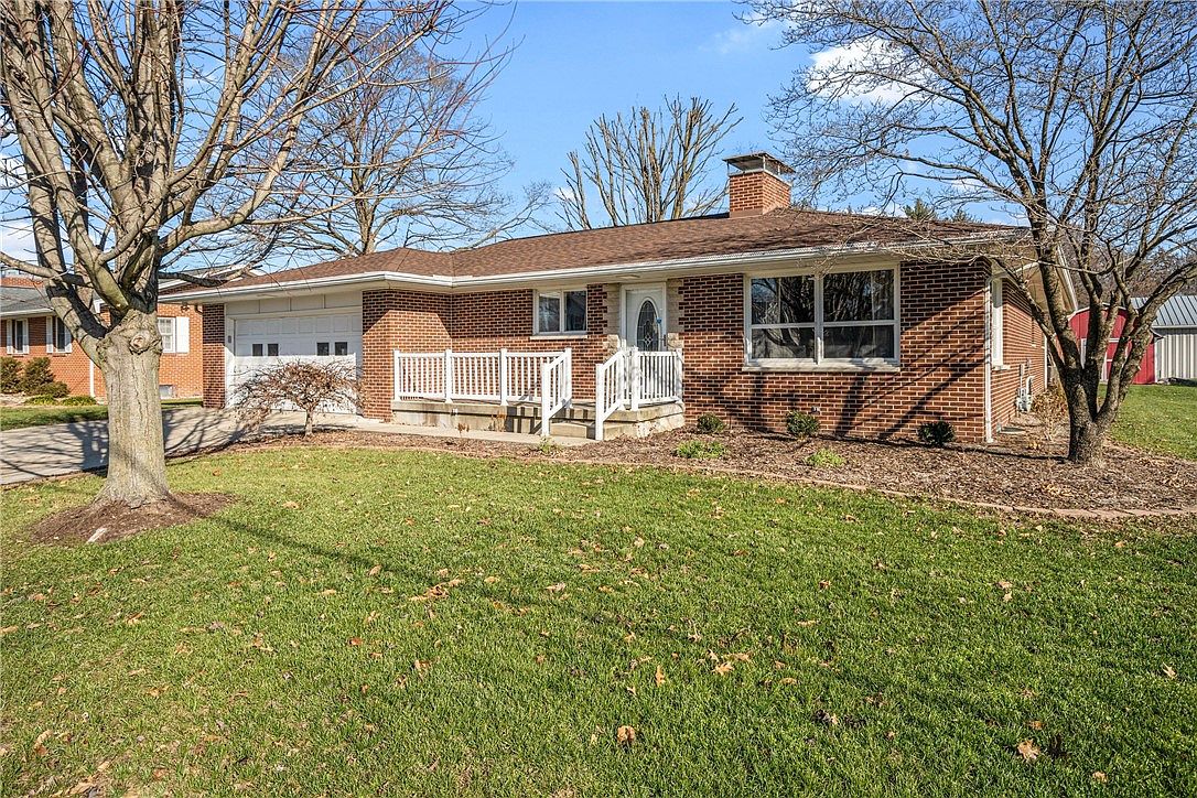 312 N Green St, Teutopolis, IL 62467 Zillow