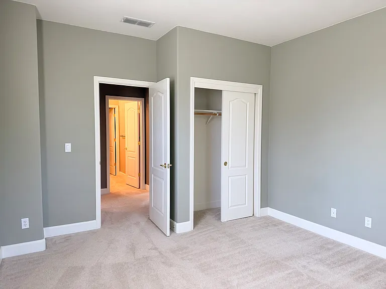 1143 Souza Way — Photo 21