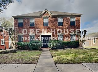 1414 N Yegua River Cir, Sugar Land, TX 77478