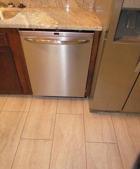 3375 Moundview Ct #B — Photo 13