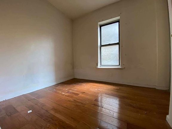 5th image of 600 Park Pl #B2