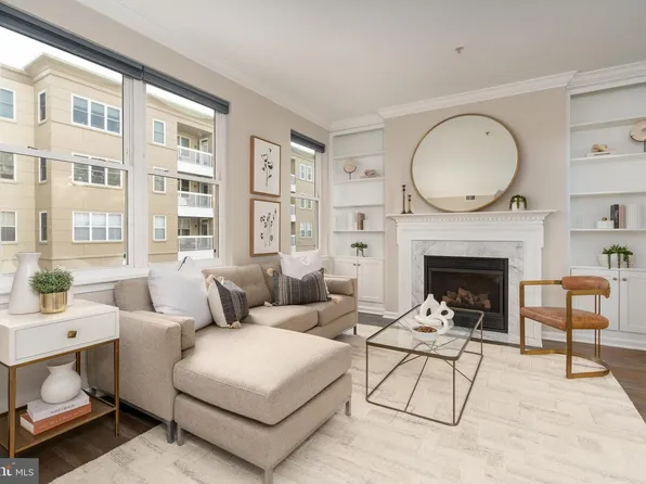 2001 12th St NW APT 213, Washington, DC 20009