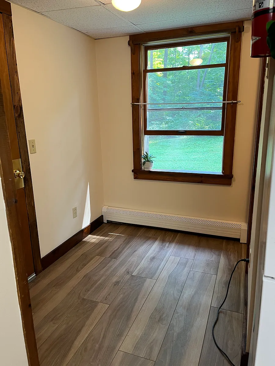 Building Photo - 149 Woodland Dr #4