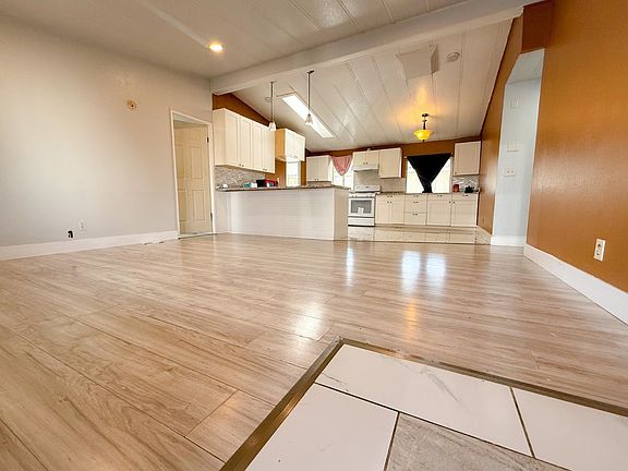 5th image of 4404 Raiders Way #81