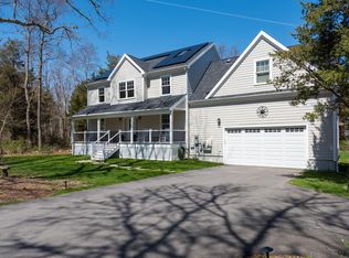2 Millbank Rd, Mattapoisett, MA 02739