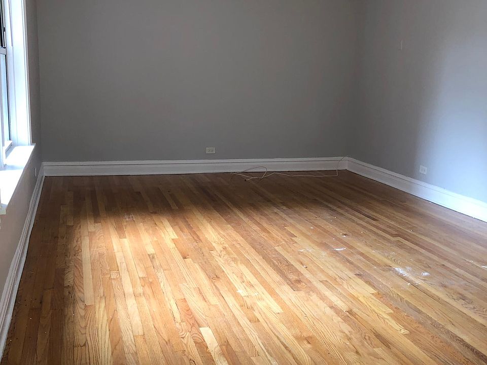 Big and cozy living room area