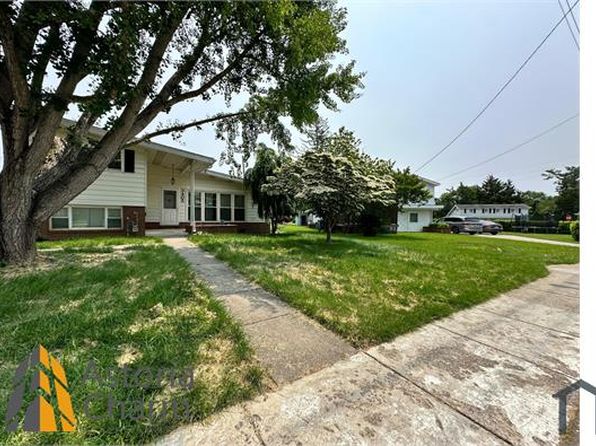 3405 Seven Mile Ln