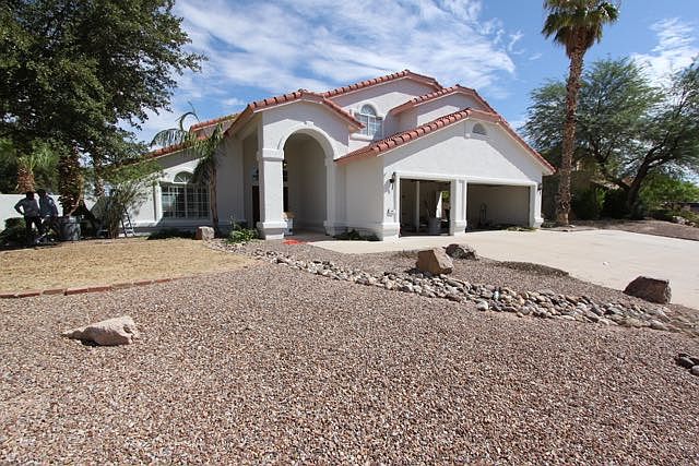 1st image of 546 W Casa Grande Lakes Blvd N