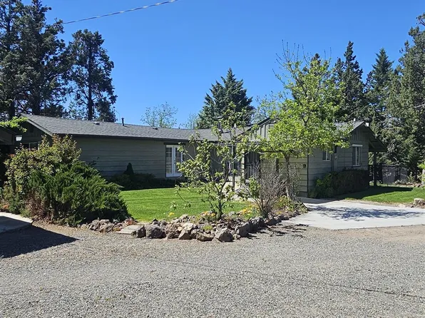 11136 Highway A12, Montague, CA 96064
