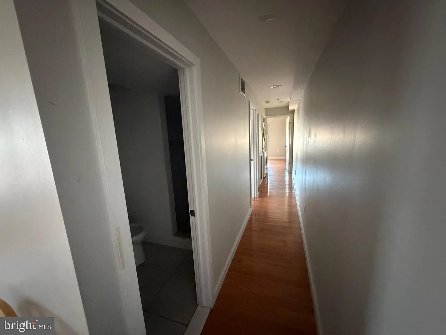 2 bed, 2.0 bath, 880 sqft, $1,600 — Photo 3