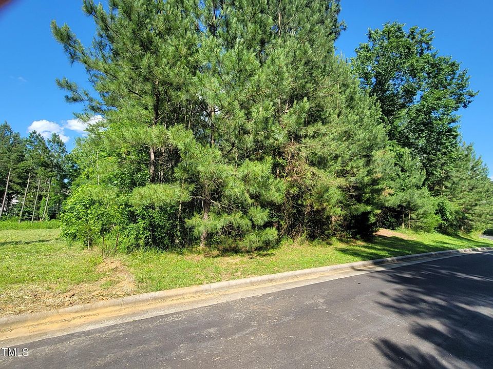 1st image of 93 Bur Oak Ct #477