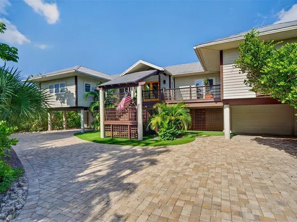 677 LANDS END DRIVE, LONGBOAT KEY, FL 34228