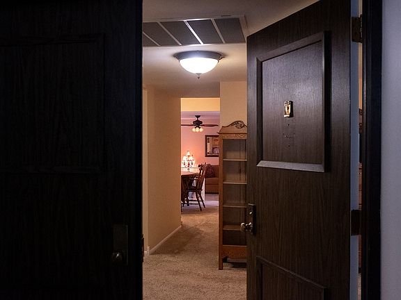 5th image of 2929 Sunnyside Dr #246