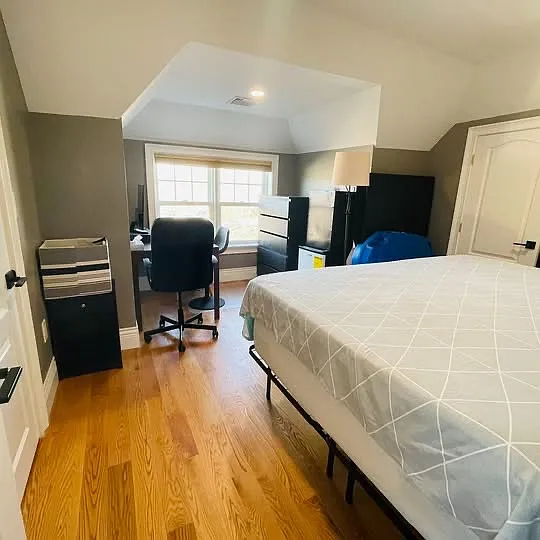 3 bed, 1946 sqft, $1,500 — Photo 3