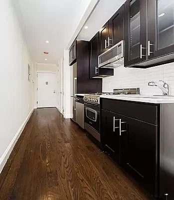 Rented by Avenues Real Estate | media 16