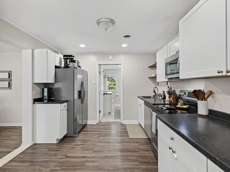 218 Harper Rd — Photo 11