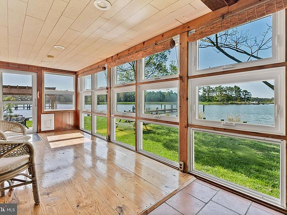 4th image of 5017 Hillmont Dr
