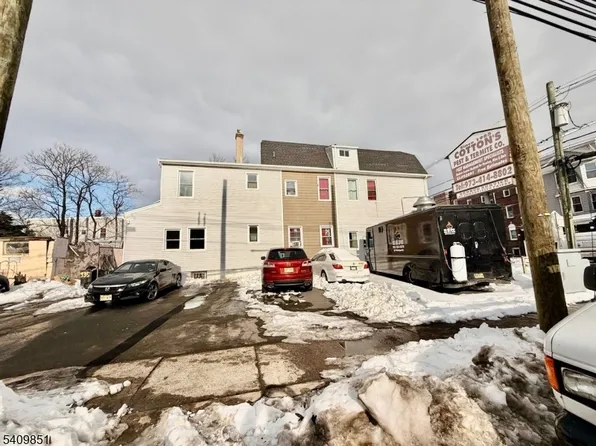 335 Myrtle Ave, Irvington Twp., NJ 07111