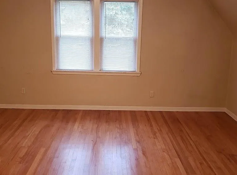 2629 N Fratney St #LOWER — Photo 3