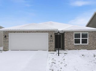 12780 Watts Dr, Fort Wayne, IN 46818